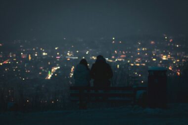 Browser Dating dobierze w pary na podstawie historii wyszukiwania / Fot. Christian Lue / Unsplash