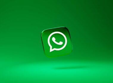 WhatsApp zakazany w Izbie Reprezentantów / Fot. Dima Solomin / Unsplash