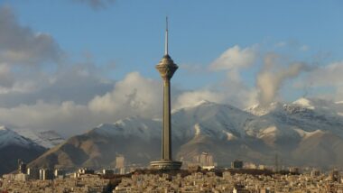 Czy Iran zakaże WhatsAppa? Fot. hassan hedayatzadeh / Unsplash