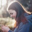 Aplikacja do weryfikacji wieku nie będzie obowiazkowa / Fot. Luke Porter / Unsplash