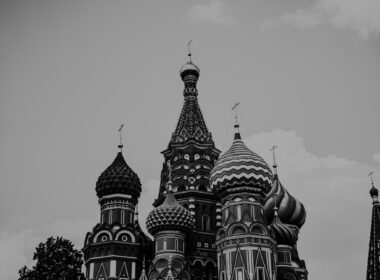Kreml zaostrza cenzurę / Fot. Klim Musalimov / Unsplash